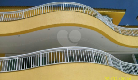 Casa em condomínio à venda com 4 suítes em Horto, São Paulo, SP