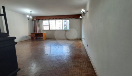 Apartamento à venda com 3 quartos, sendo 1 suíte,  em Paraíso, São Paulo, SP