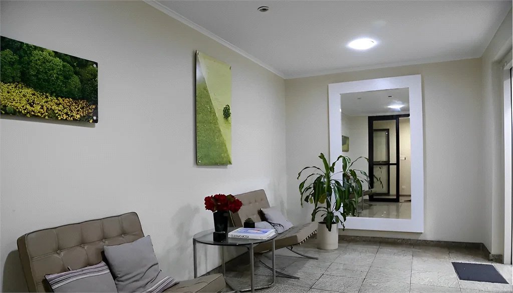 Apartamento à venda com 4 quartos, sendo 3 suítes, em Real Parque, São Paulo, SP