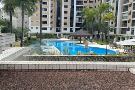 Apartamento à venda com 3 quartos, sendo 1 suíte, em Cidade São Francisco, São Paulo, SP