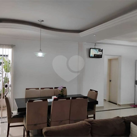 Casa à venda com 4 quartos, sendo 1 suíte,  em Jardim Ermida II, Jundiaí, SP