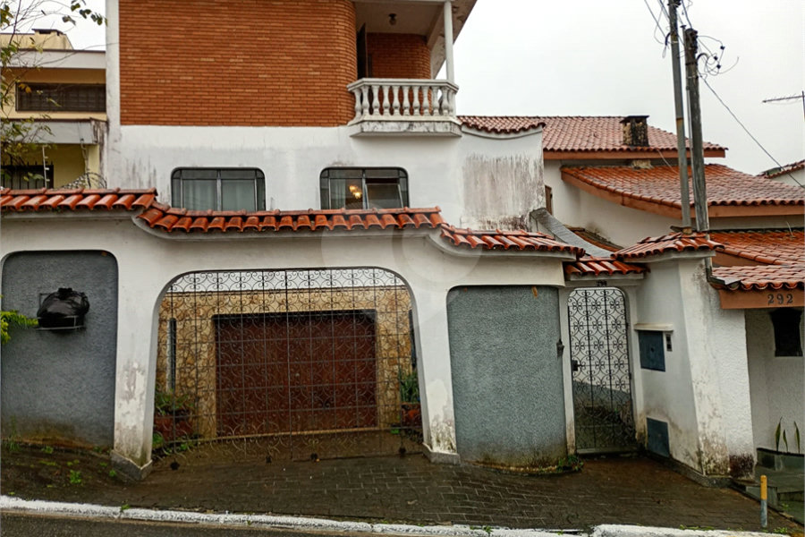 Sobrado à venda ou para alugar com 3 quartos, sendo 1 suíte, em Horto, São Paulo, SP