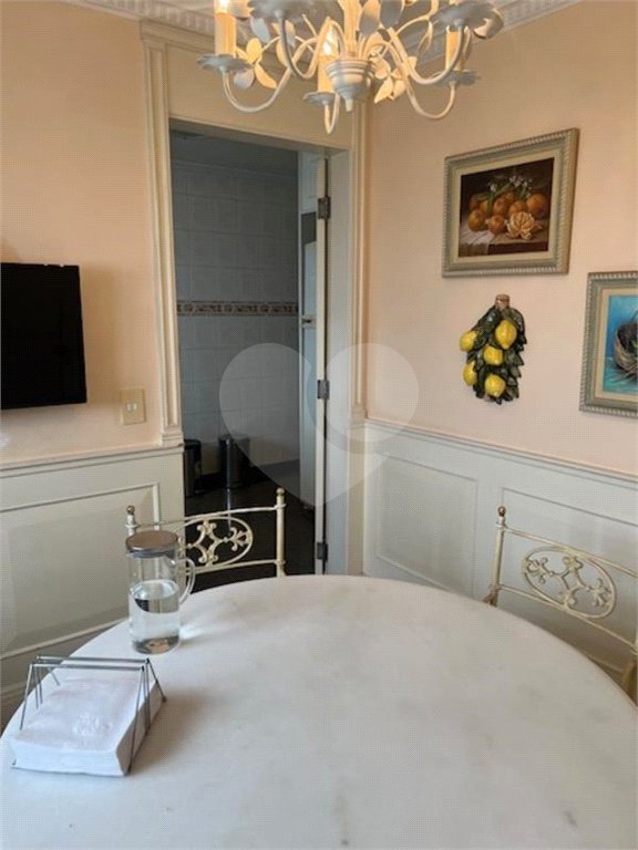Apartamento à venda com 4 suítes em Santa Cecília, São Paulo, SP