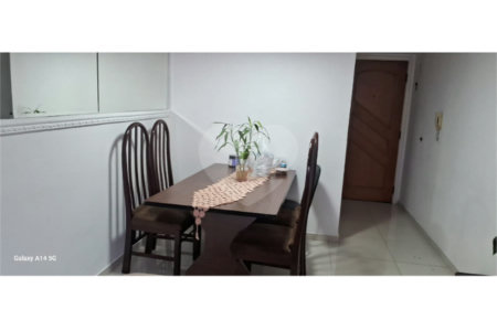 Apartamento à venda com 2 quartos em Vila Mangalot, São Paulo, SP