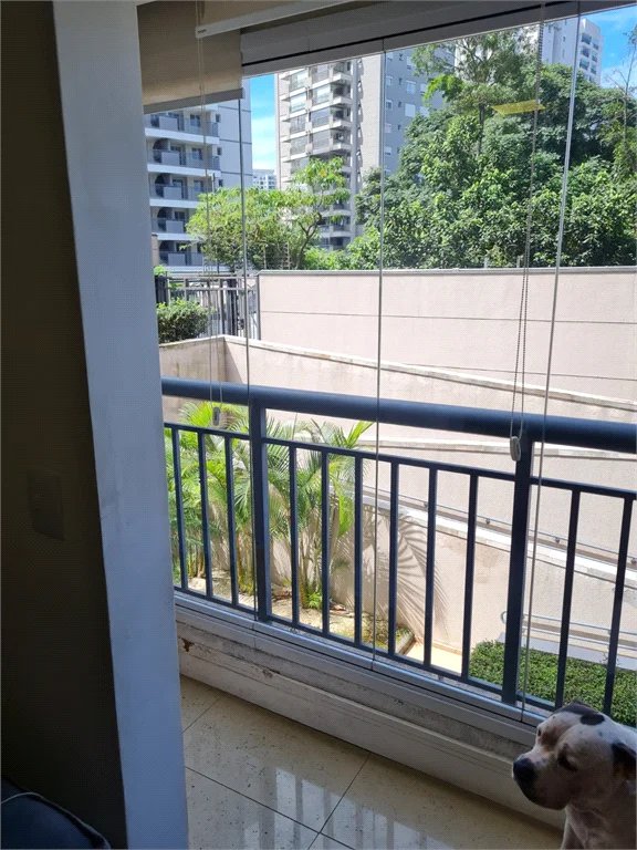 Apartamento à venda com 3 quartos, sendo 1 suíte,  em Vila Andrade, São Paulo, SP