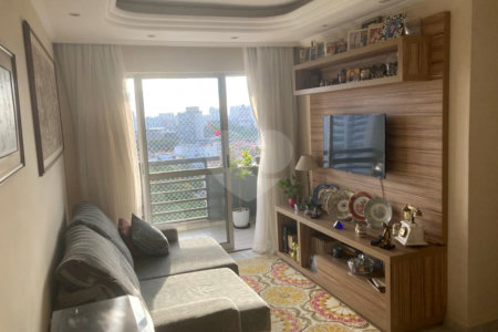 Apartamento à venda com 3 quartos, sendo 1 suíte,  em Tatuapé, São Paulo, SP