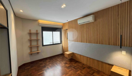 Apartamento à venda com 3 quartos, sendo 1 suíte,  em Perdizes, São Paulo, SP