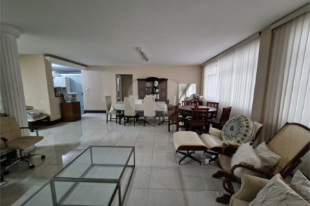 Cobertura à venda com 4 quartos, sendo 2 suítes,  em Tijuca, Rio de Janeiro, RJ