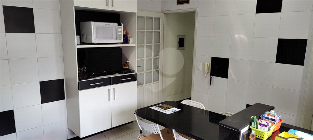 Casa à venda com 3 suítes em Vila Ipojuca, São Paulo, SP