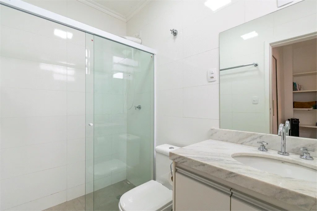Sobrado à venda com 3 quartos, sendo 1 suíte,  em Cidade Monções, São Paulo, SP