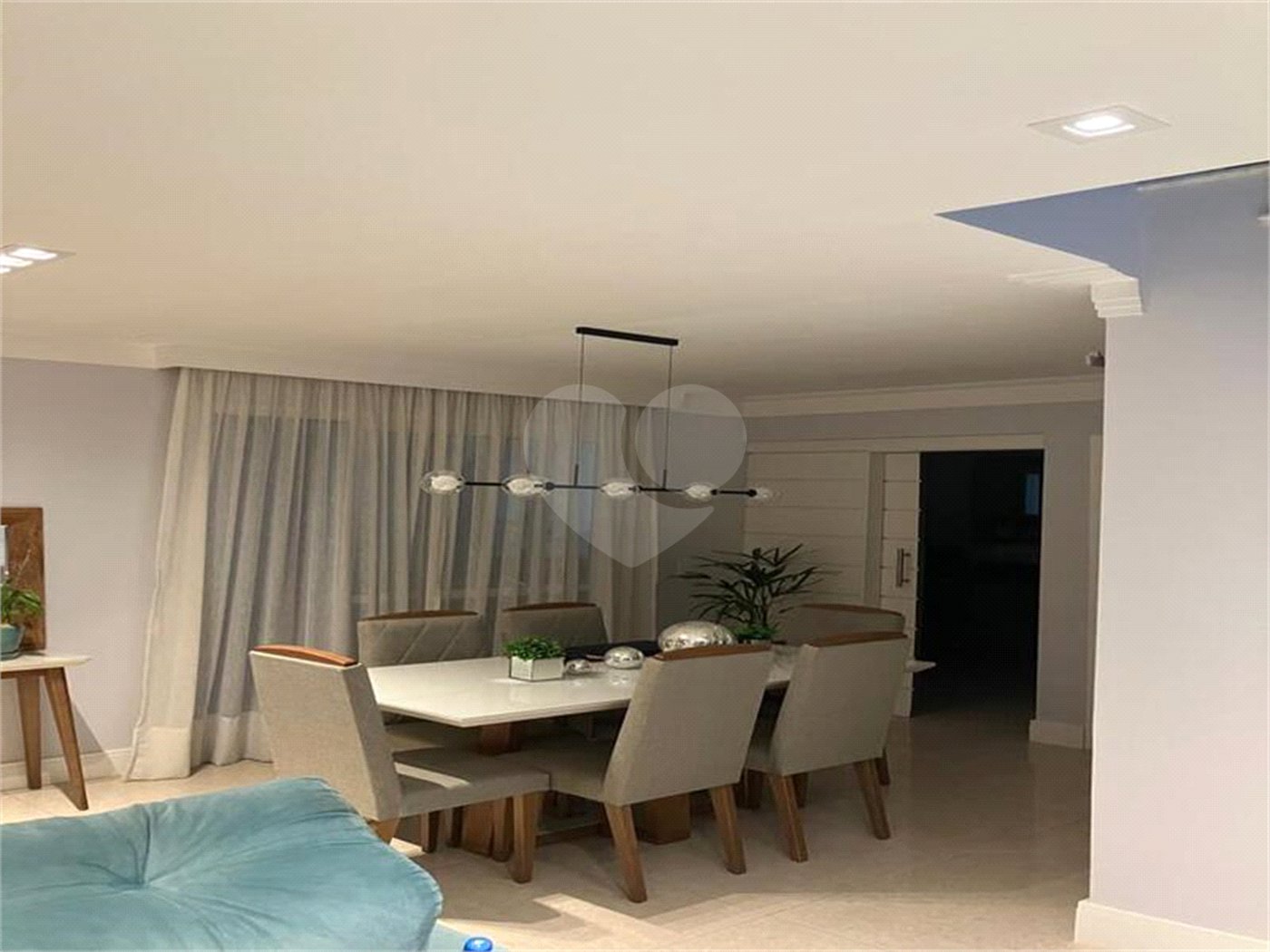 Casa à venda com 3 suítes no condomínio Maison Blanche, Indaiatuba - SP
