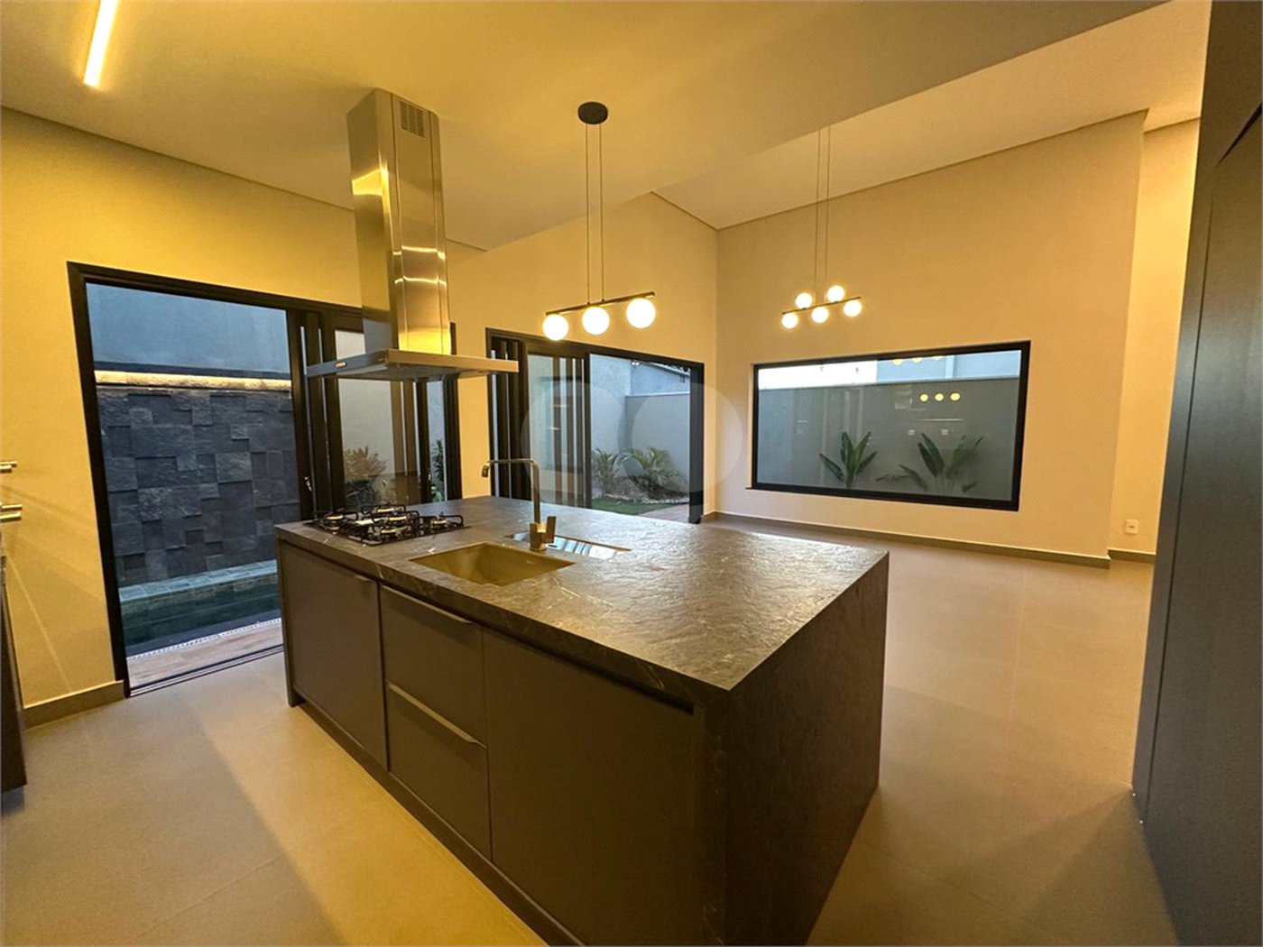 Casa Térrea à venda com 3 suítes no condomínio Residencial Terras de Siena, Ribeirão Preto - SP