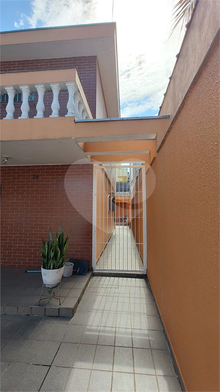 Sobrado à venda com 3 quartos, sendo 1 suíte,  em Artur Alvim, São Paulo, SP