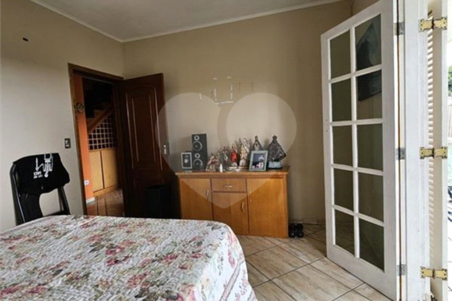Casa à venda com 3 quartos, sendo 1 suíte, no condomínio Clube de Campo Fazenda Tabarã, Mairiporã - SP