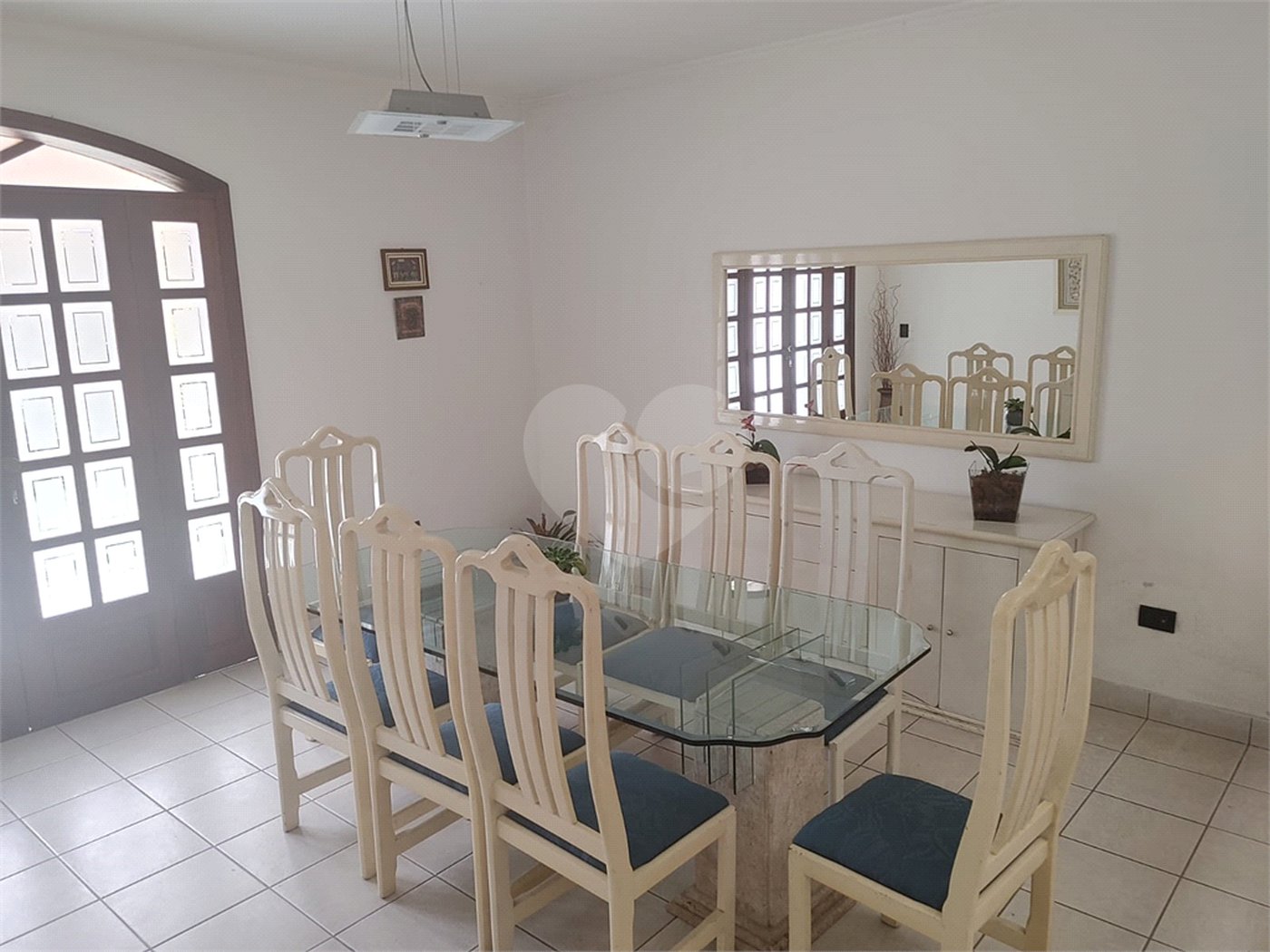 Casa à venda com 4 quartos, sendo 2 suítes, em Parque dos Príncipes, São Paulo, SP