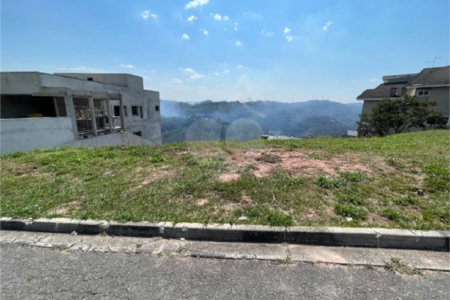 Terreno à venda no condomínio Arujá Hills Iii, Arujá - SP
