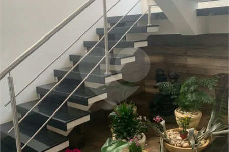 Casa à venda com 4 quartos, sendo 1 suíte, no condomínio Ibiaram, Itupeva - SP
