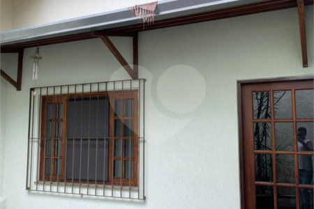 Casa à venda com 3 quartos, sendo 1 suíte, em Parque Santa Rosa, Suzano, SP