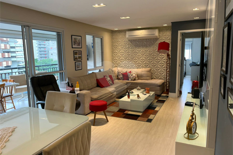 Apartamento à venda com 3 quartos, sendo 1 suíte, em Barra Funda, São Paulo, SP