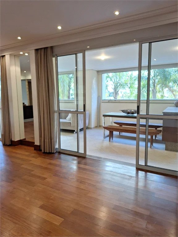 Apartamento à venda com 4 quartos, sendo 3 suítes, em Vila Gertrudes, São Paulo, SP