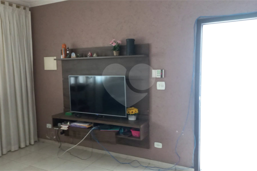 Sobrado à venda com 3 quartos, sendo 1 suíte, em Limão, São Paulo, SP