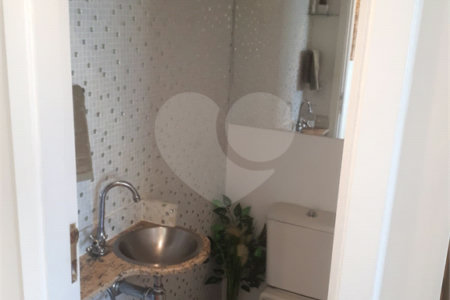 Apartamento à venda com 3 quartos, sendo 2 suítes,  em Santana, São Paulo, SP
