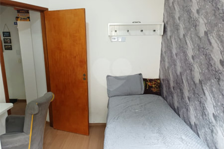 Casa à venda com 3 quartos, sendo 1 suíte,  no condomínio Residencial Shekinah, São Paulo - SP