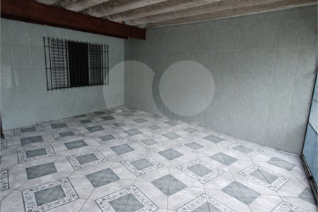 Casa à venda com 3 quartos, sendo 1 suíte, em Jardim Santo Elias, São Paulo, SP