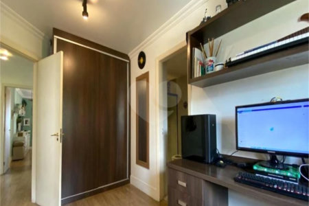 Apartamento à venda com 3 suítes em Vila Suzana, São Paulo, SP