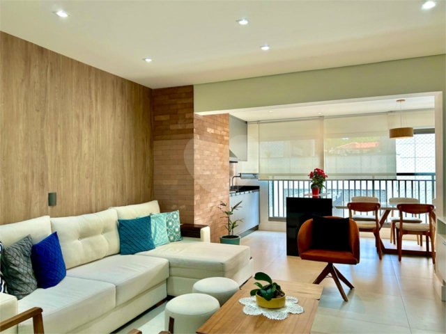 Apartamento à venda com 3 suítes em Jardim Prudência, São Paulo, SP