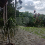 Casa à venda com 4 quartos, sendo 2 suítes,  no condomínio Cinco Lagos, Mairiporã - SP