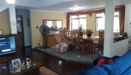 Casa à venda com 5 quartos, sendo 1 suíte,  em Vila Guilherme, São Paulo, SP