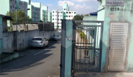 Apartamento à venda com 2 quartos em Jardim Itamarati, Poá, SP
