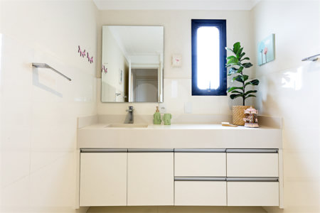 Apartamento à venda com 3 quartos, sendo 1 suíte, em Alto da Boa Vista, São Paulo, SP