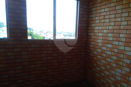 Casa à venda com 4 quartos, sendo 2 suítes, em Jardim Vila Galvão, Guarulhos, SP