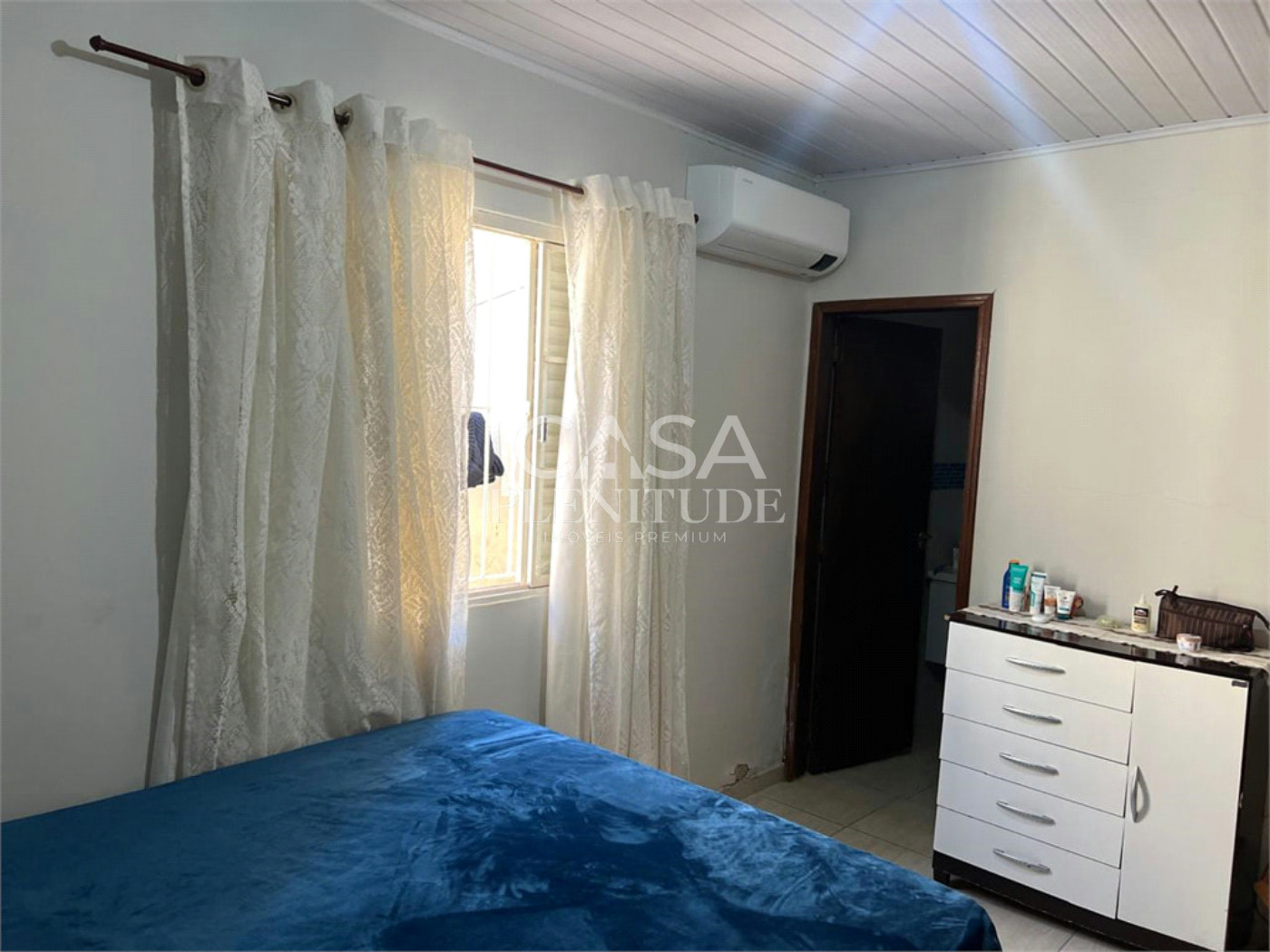 Sobrado à venda com 1 quarto, sendo 2 suítes, em Vila Santana, Sorocaba, SP