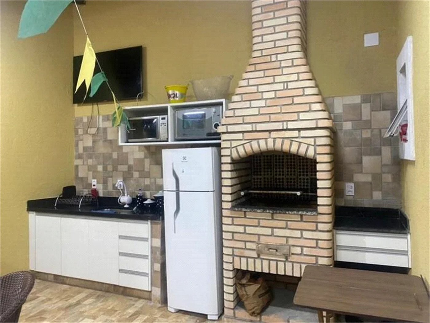 Casa à venda com 4 quartos, sendo 2 suítes, em Jardim Samara, São Paulo, SP