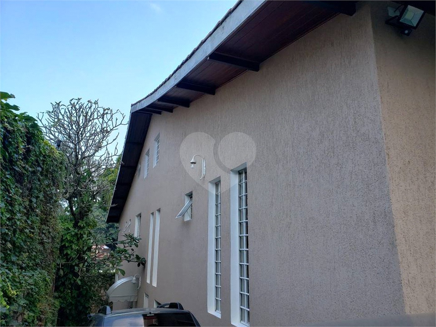 Casa à venda com 5 quartos, sendo 3 suítes, em Jardim da Saúde, São Paulo, SP