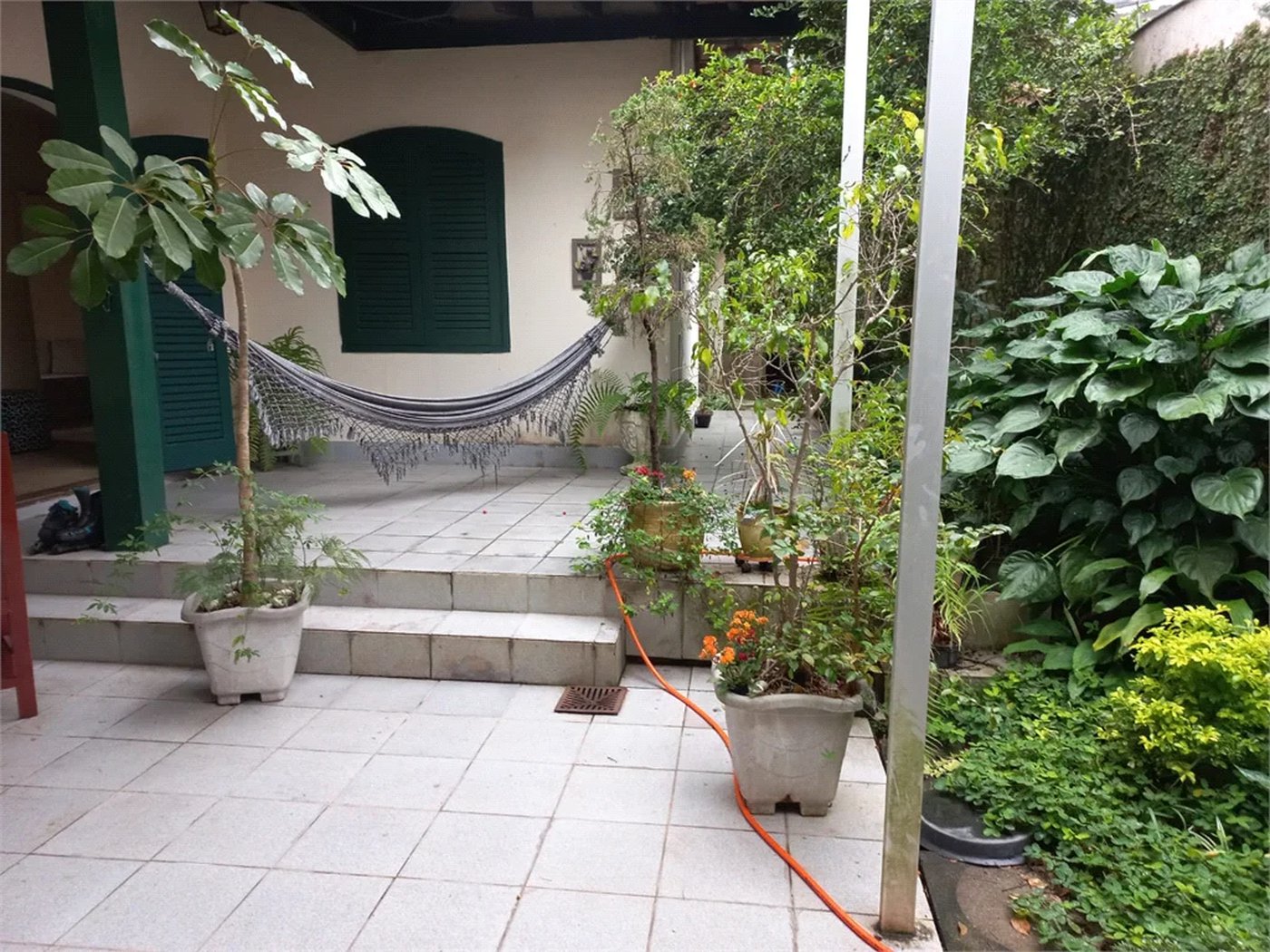 Sobrado à venda ou para alugar com 4 suítes em Butantã, São Paulo, SP