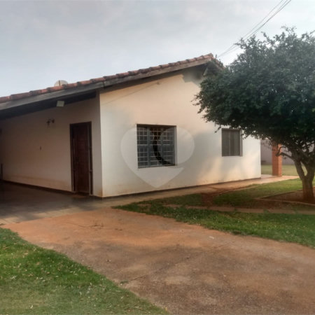 Chácara à venda com 2 quartos, sendo 1 suíte, em Estância Conceição, Itapetininga, SP