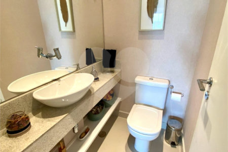 Apartamento à venda com 2 quartos, sendo 1 suíte, no Centro, São Bernardo do Campo, SP