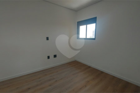 Apartamento à venda com 3 quartos, sendo 1 suíte, em Jardim Refúgio, Sorocaba, SP
