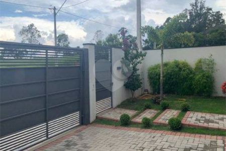 Casa à venda com 2 quartos, sendo 1 suíte, em Pinheirinho, Vinhedo, SP