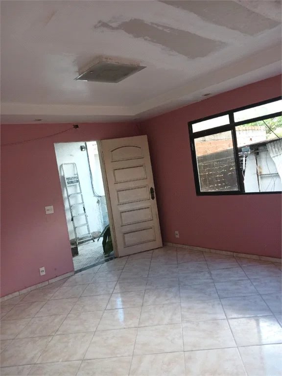 Casa à venda com 5 quartos em Capão Redondo, São Paulo, SP
