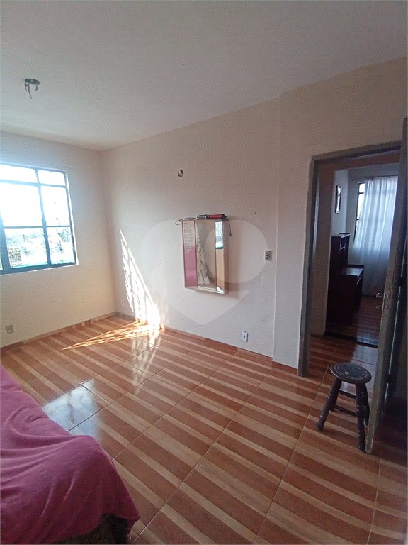 Triplex à venda com 5 quartos, sendo 1 suíte, em Santíssimo, Rio de Janeiro, RJ