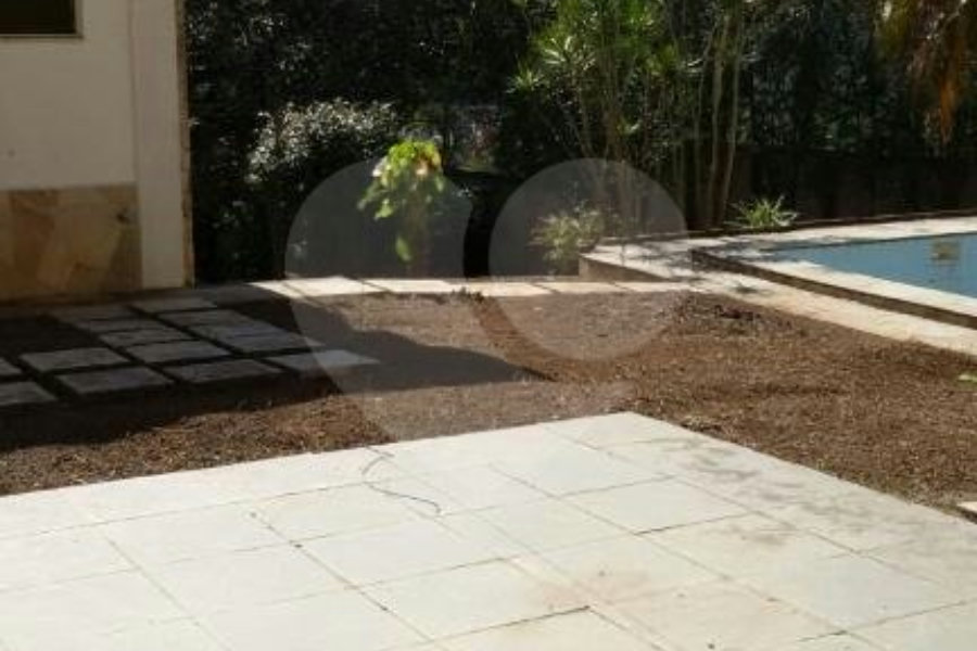 Casa à venda com 3 suítes em Vila Albertina, São Paulo, SP
