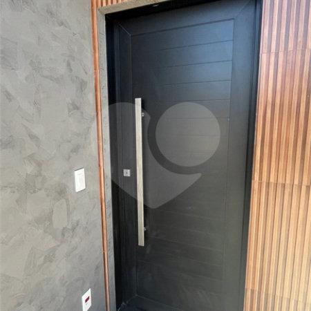 Sobrado para alugar com 3 quartos, sendo 1 suíte, em Vila Petrópolis, Atibaia, SP