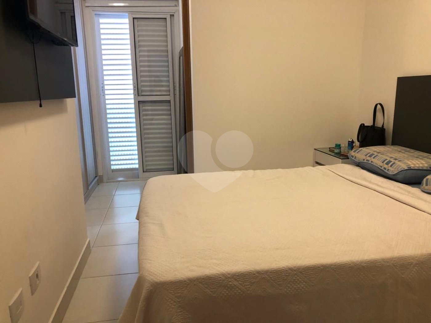 Casa à venda com 2 suítes no condomínio martinha, São Paulo - SP