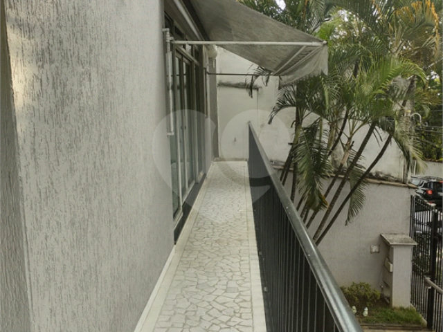 Sobrado à venda com 3 quartos, sendo 1 suíte,  em Palmas do Tremembé, São Paulo, SP