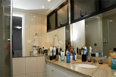 Apartamento à venda com 4 quartos, sendo 3 suítes,  em Real Parque, São Paulo, SP